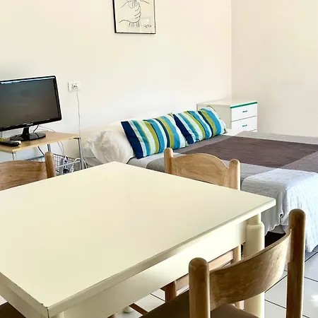 Palme 12 - Marcelli, Monolocale Con Terrazzino, Le Palme *