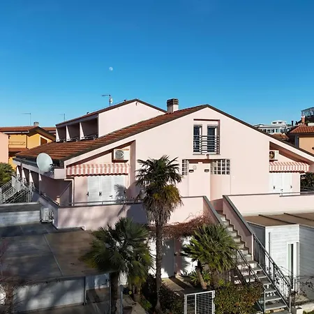 Palme 12 - Marcelli, Monolocale Con Terrazzino, Le Palme Апартаменты